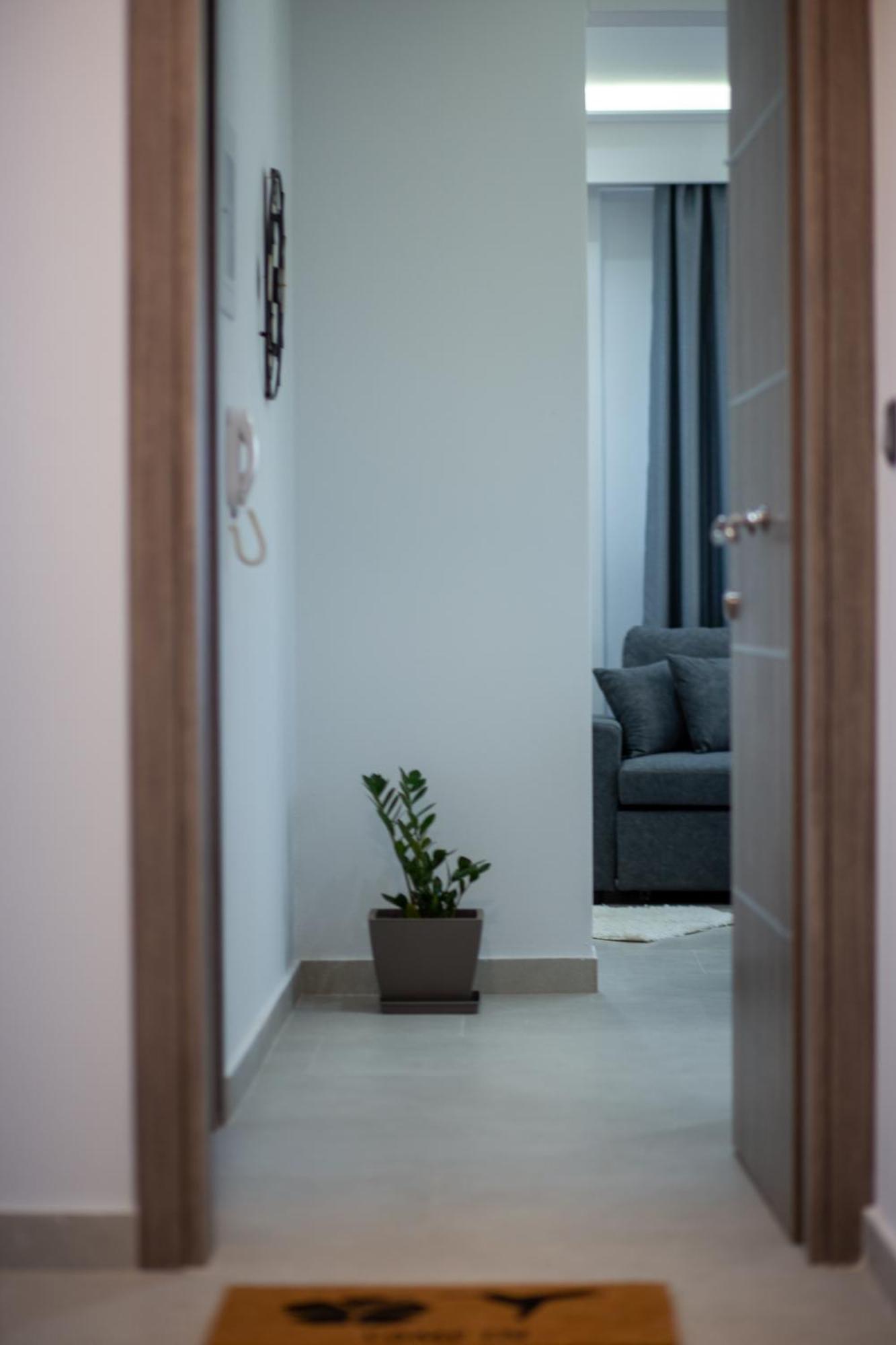 Marane Luxury Suites Nea Moudania Exterior photo